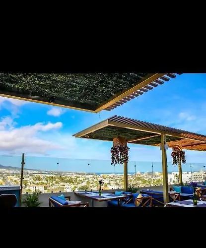 Elegant In An Upscale Building Aparthotel Cabo San Lucas