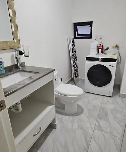 Elegant In An Upscale Building Aparthotel 4*
