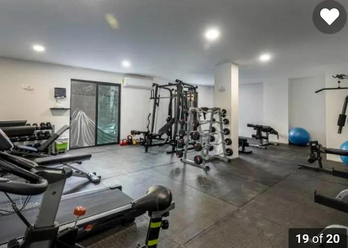 Aparthotel Elegant In An Upscale Building 4*