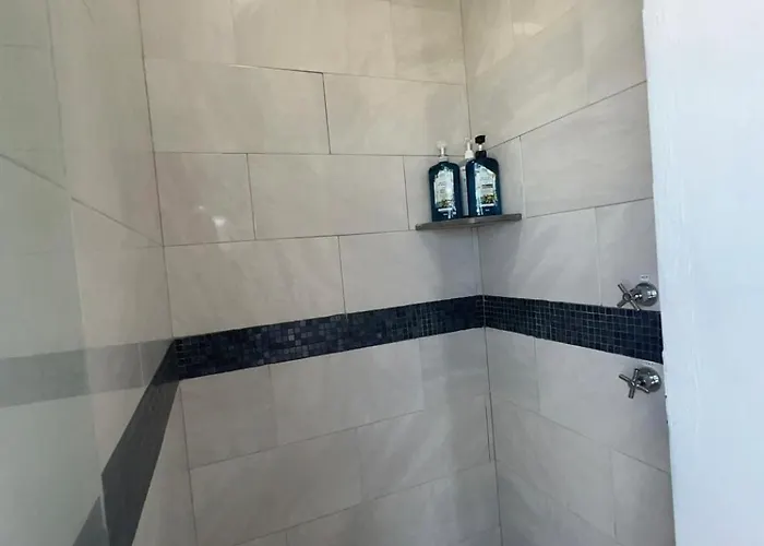 Elegant In An Upscale Building Aparthotel Cabo San Lucas